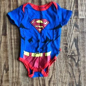 Superman onsie 3-6 mos